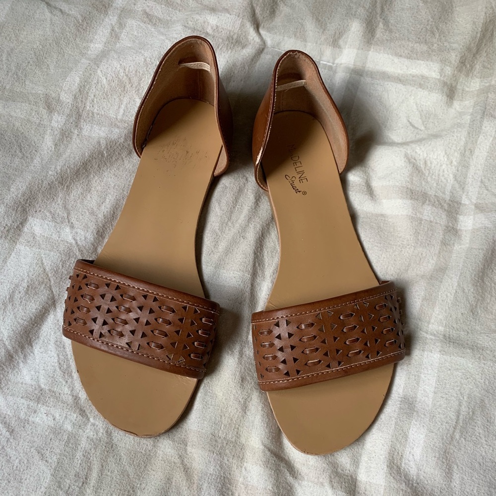 Madeline Stuart brown flat sandals